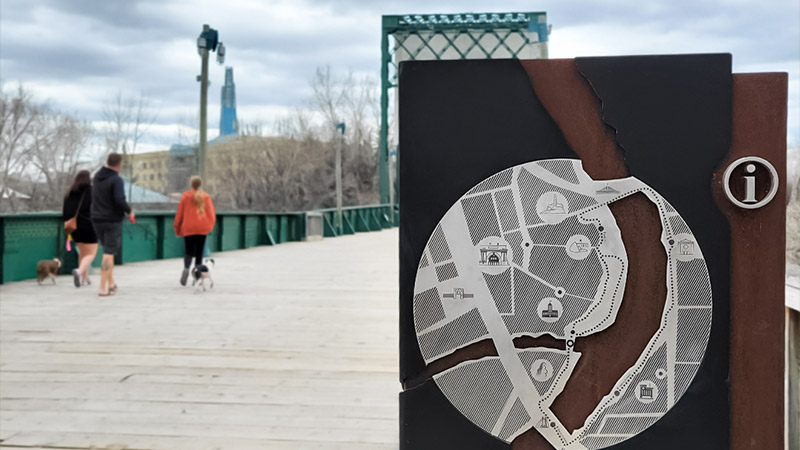 Trailhead for The Forks - St.Boniface loop